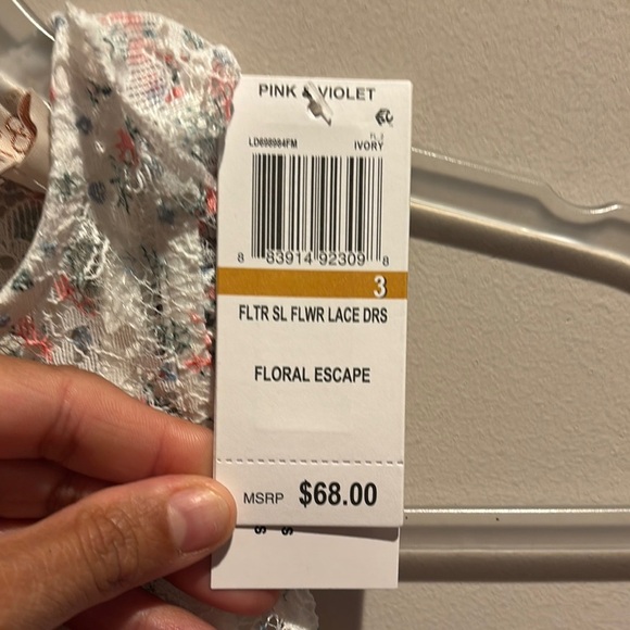 Red and White Sleeveless formal dress with Flutter Sleeves - Picture 2 of 6